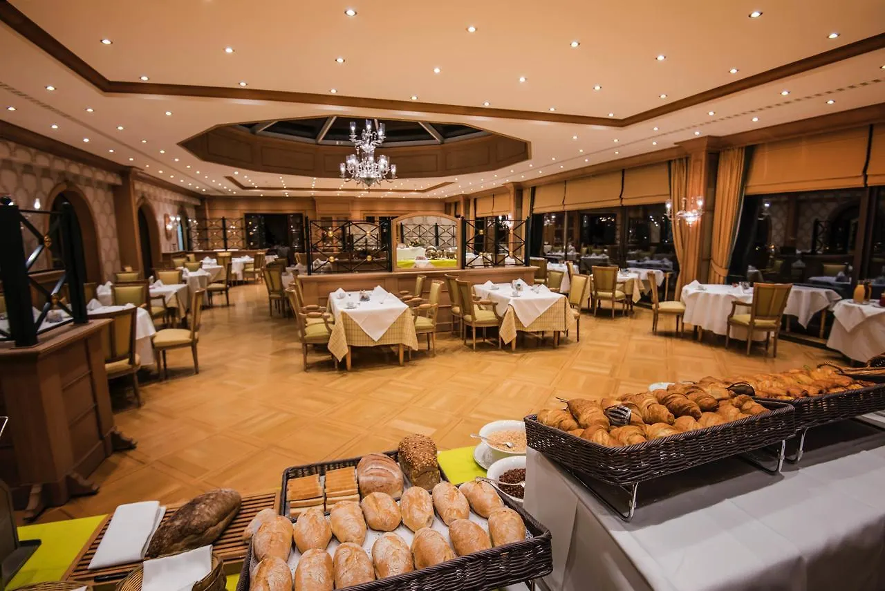 Eden Au Lac Echternach Hotel